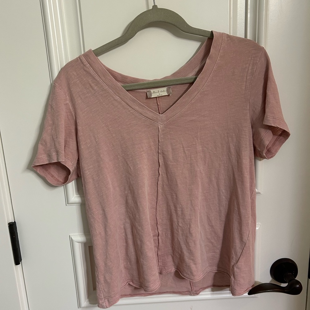 Altar’d State Isa Tee - Picture 2 of 4